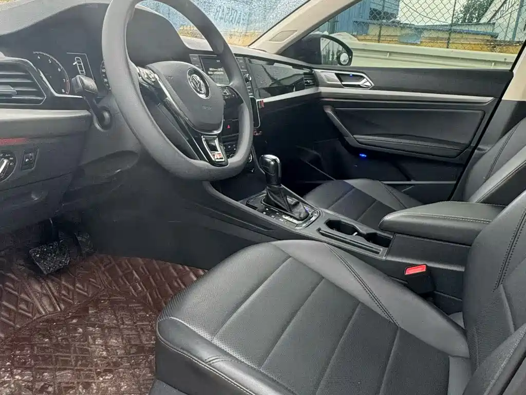 Volkswagen Lavida 2019 1.5L AT Comfort VI