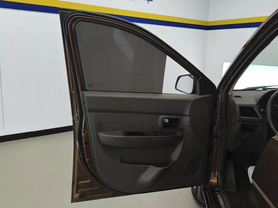 Wuling Hongguang — миниатюра 7