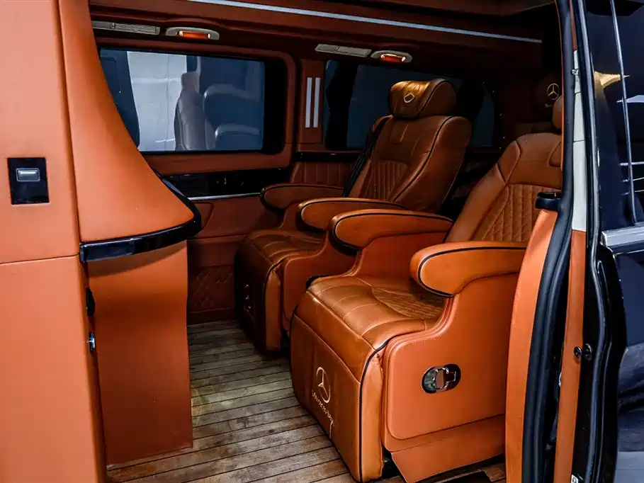 MERCEDES-BENZ V CLASS