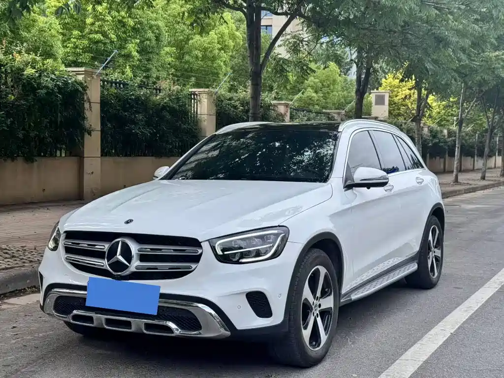 Купить Mercedes-Benz GLC