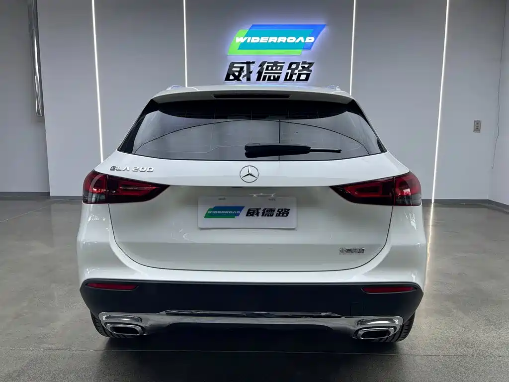 Mercedes-Benz GLA 2023 — фото 6