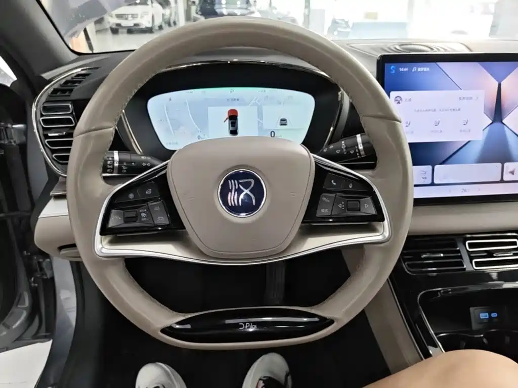 BYD Han — миниатюра 7