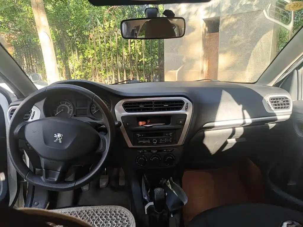 Peugeot 301 — миниатюра 5