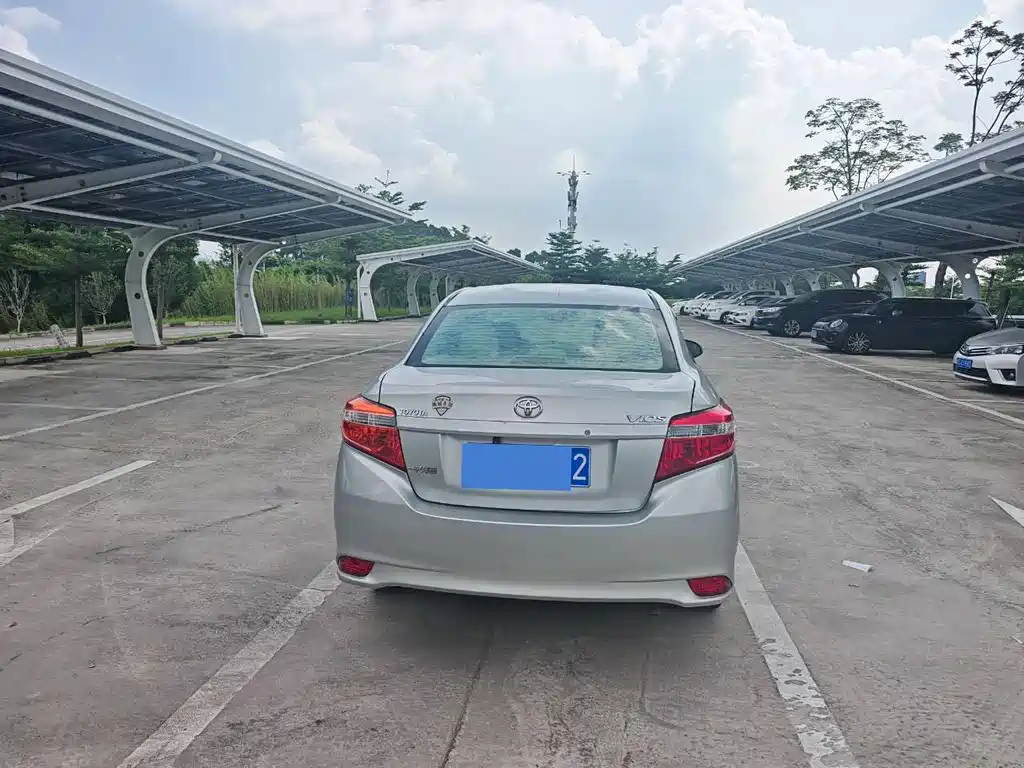 Toyota Vios — миниатюра 11