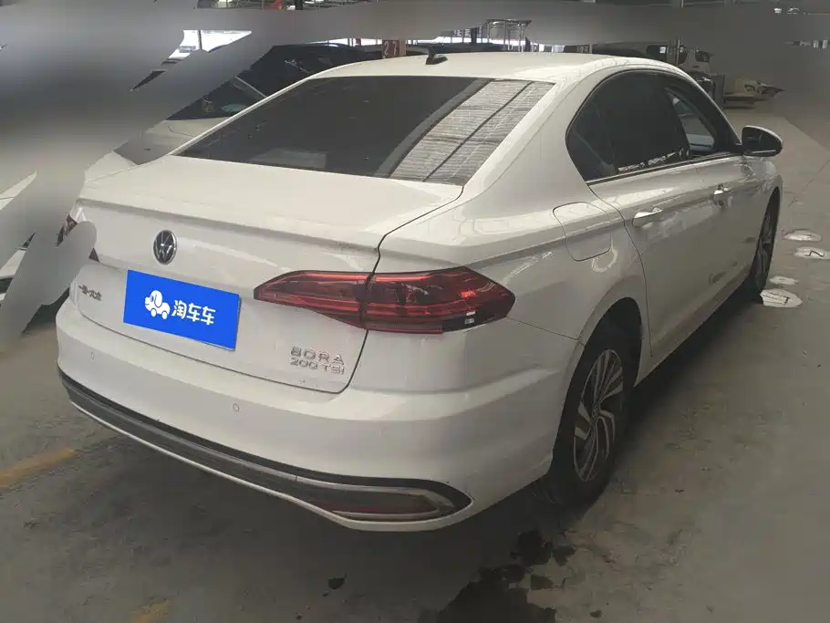 Volkswagen Bora — миниатюра 3