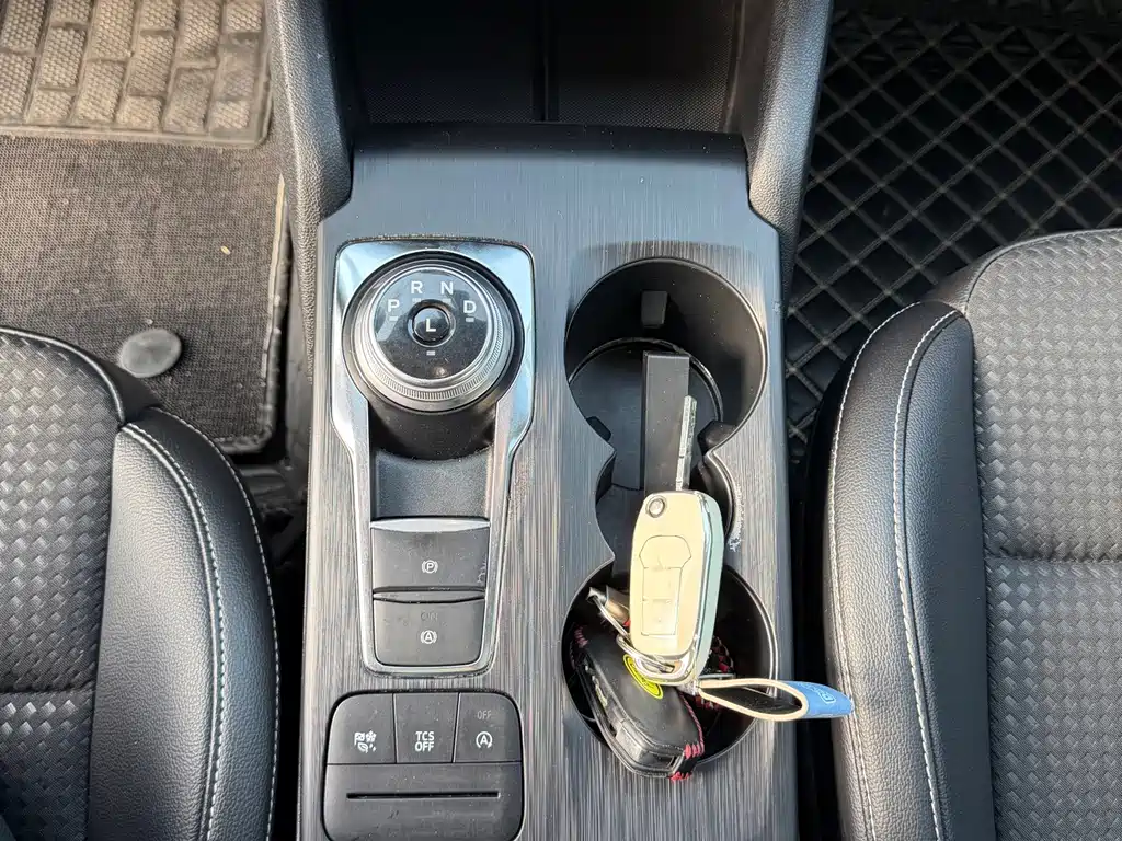 Ford Focus — миниатюра 10