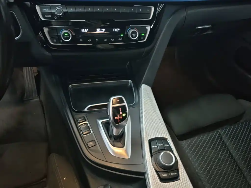 BMW 4 Series — миниатюра 14