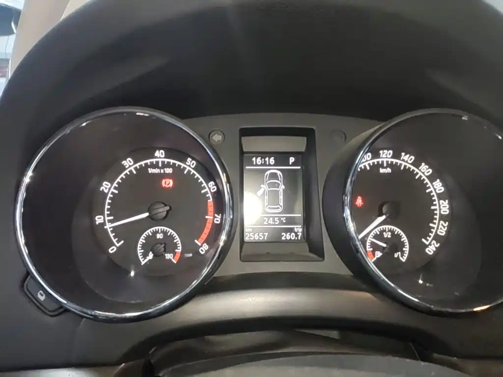 Skoda Yeti — миниатюра 12