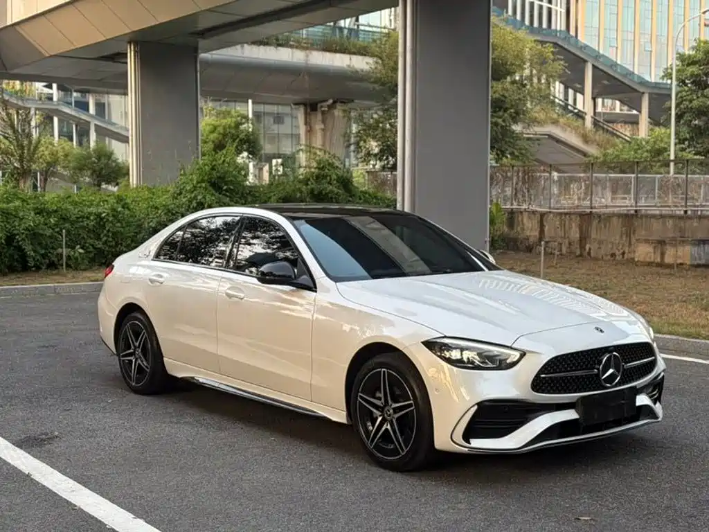 Mercedes-Benz C-Class — миниатюра 3