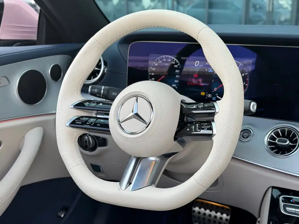 MERCEDES-BENZ E CLASS