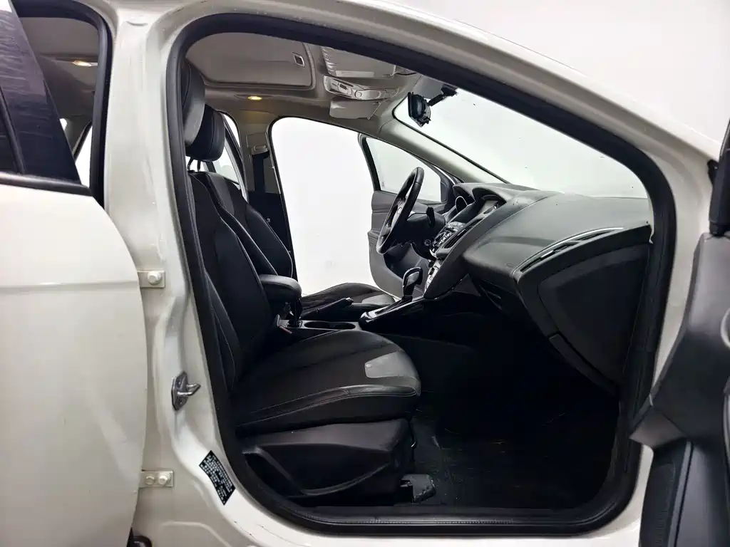 Ford Focus — миниатюра 14