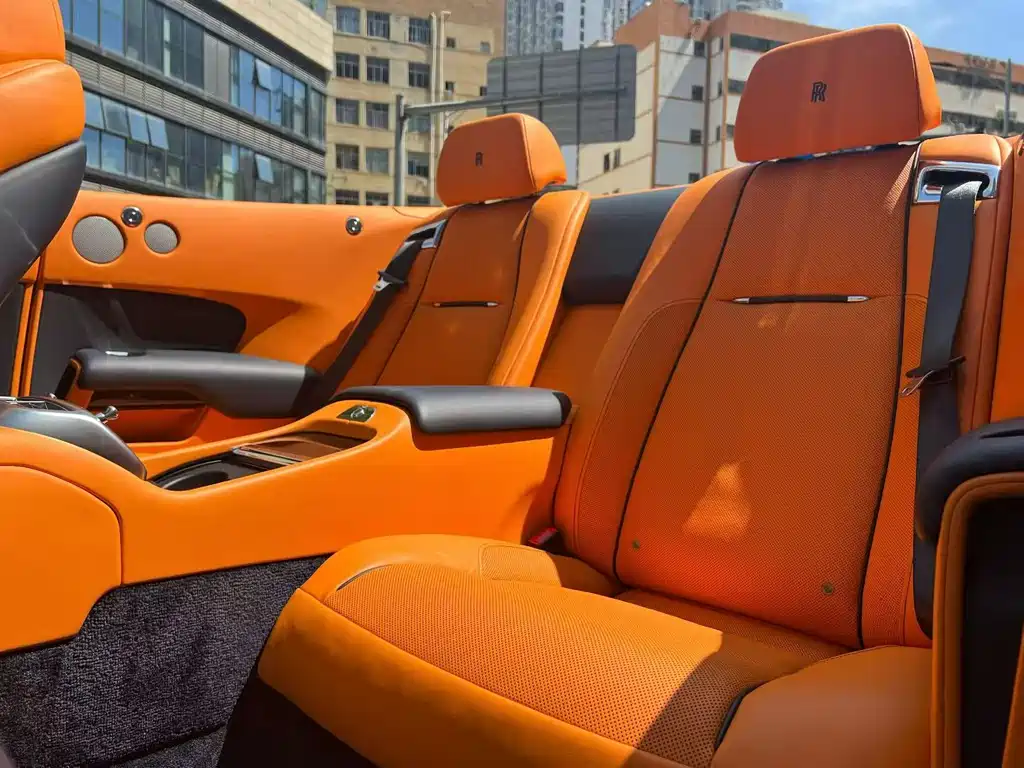 Rolls-Royce Dawn — миниатюра 4
