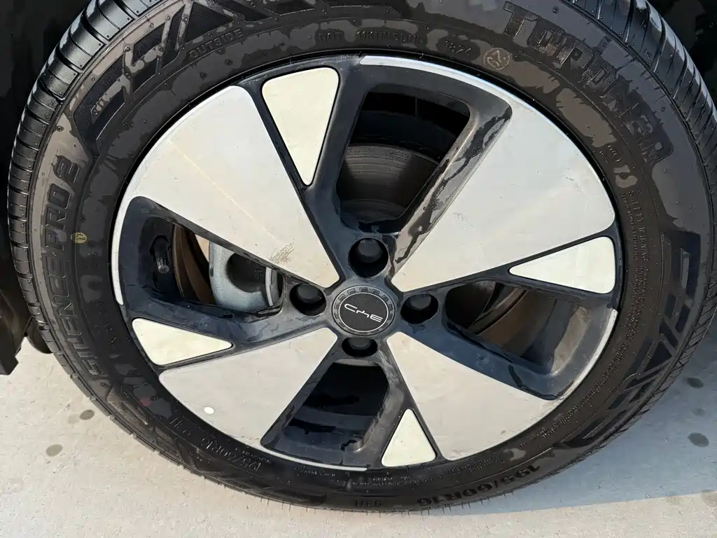 BYD Dolphin — миниатюра 4