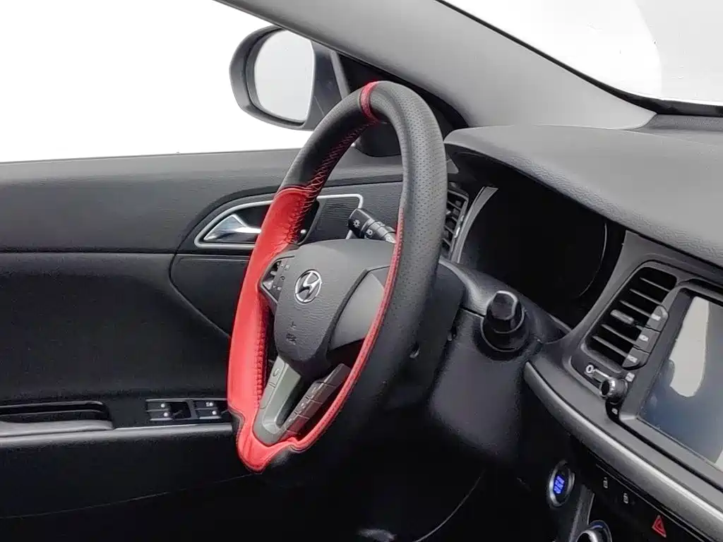 Hyundai Mistra — миниатюра 22