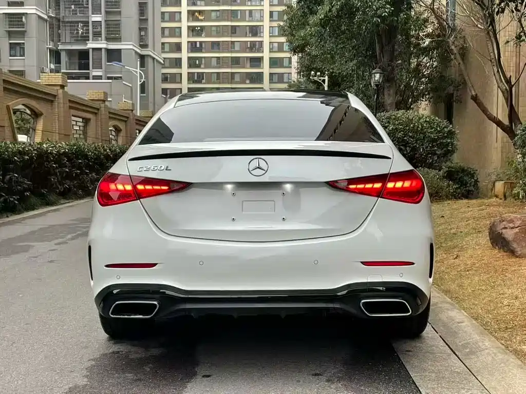 MERCEDES-BENZ C CLASS