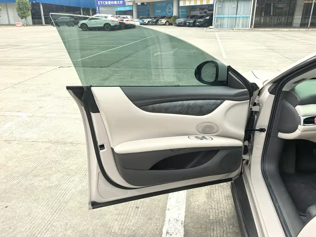 ZHIJI AUTOMOBILE ZHIJI L6