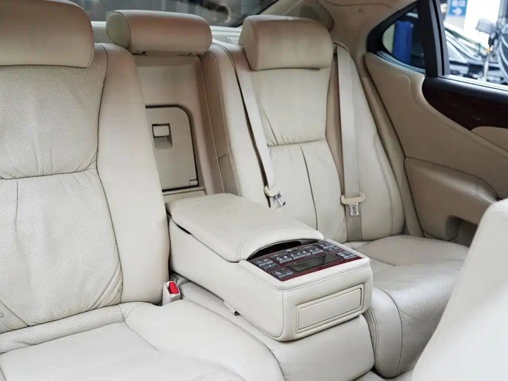 Lexus LS 2010 460L Luxury