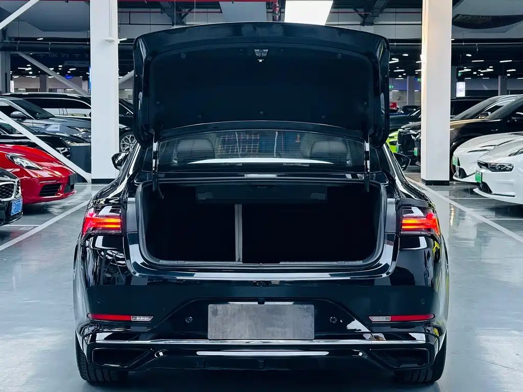 GEELY AUTOMOBILE XINGRUI