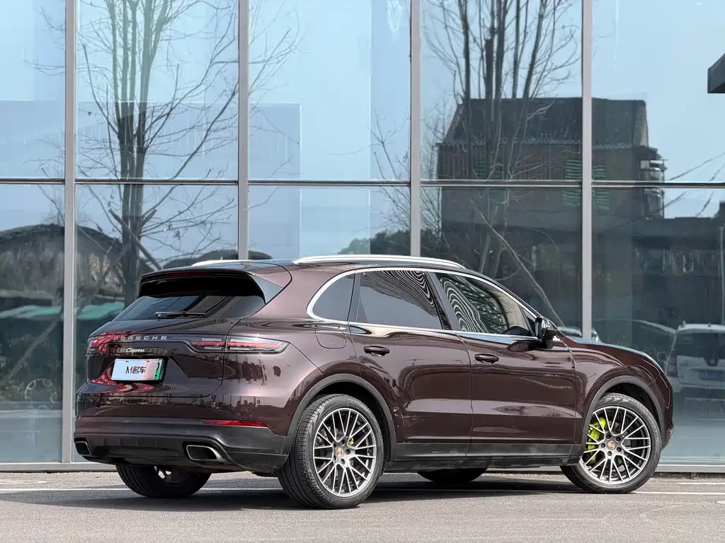 PORSCHE CAYENNE NEW ENERGY