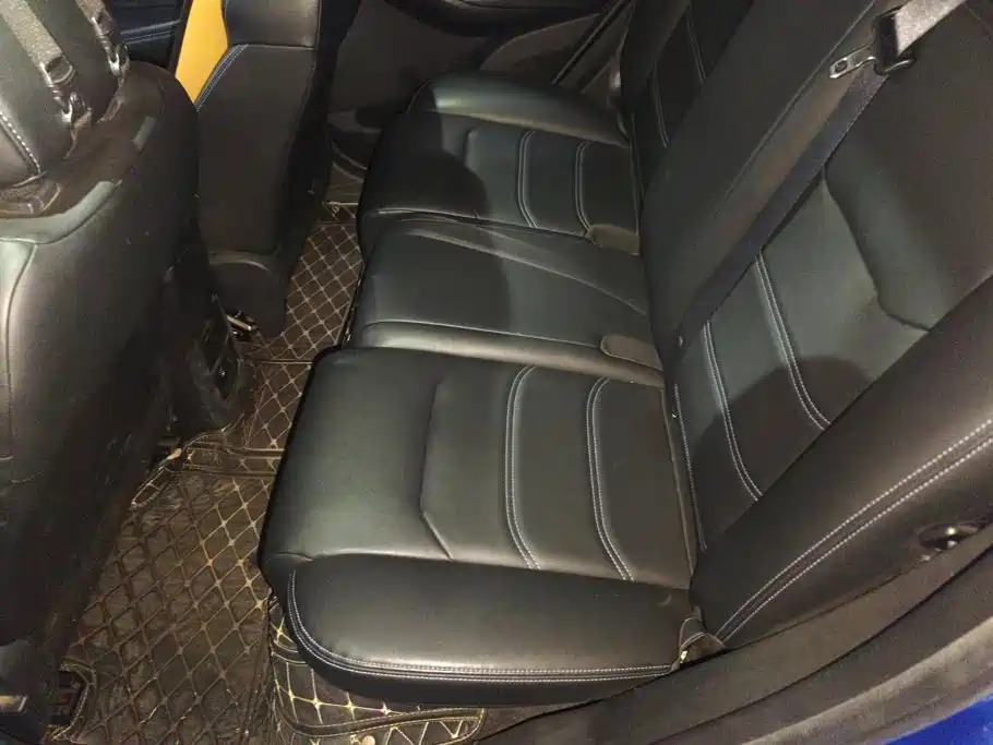 BYD Yuan EV — миниатюра 11