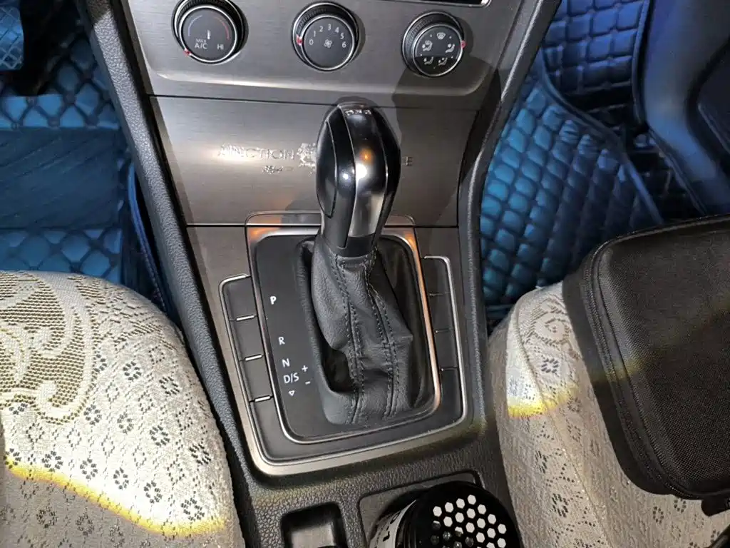 Volkswagen Golf — миниатюра 10