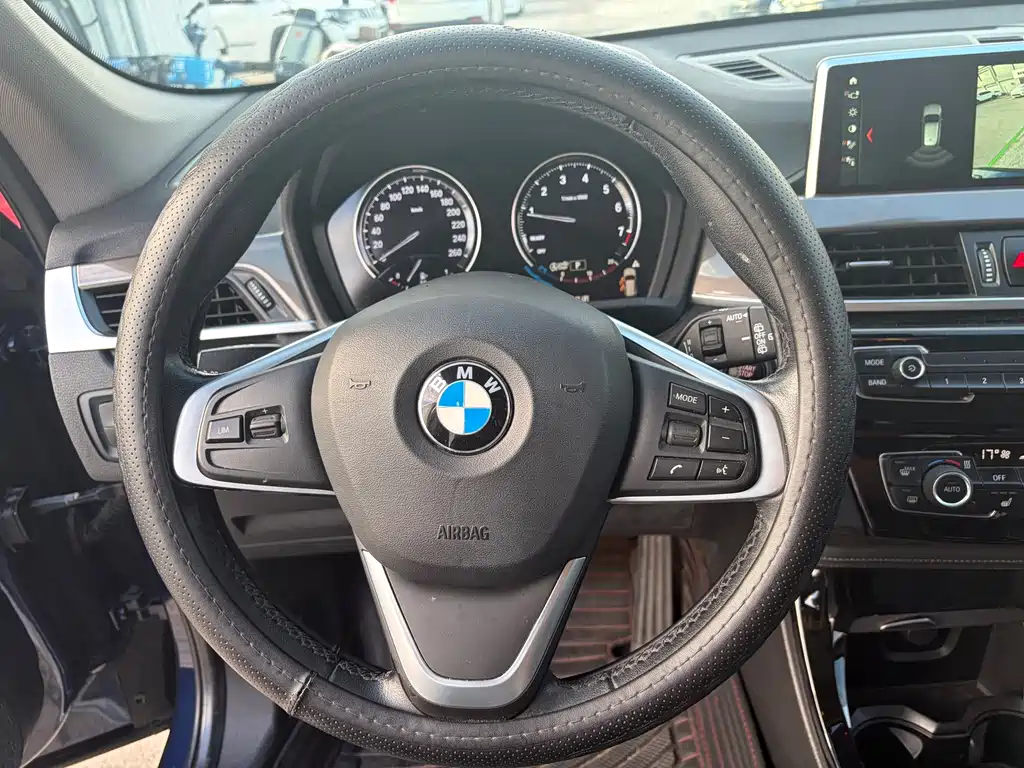 BMW X1 — миниатюра 7