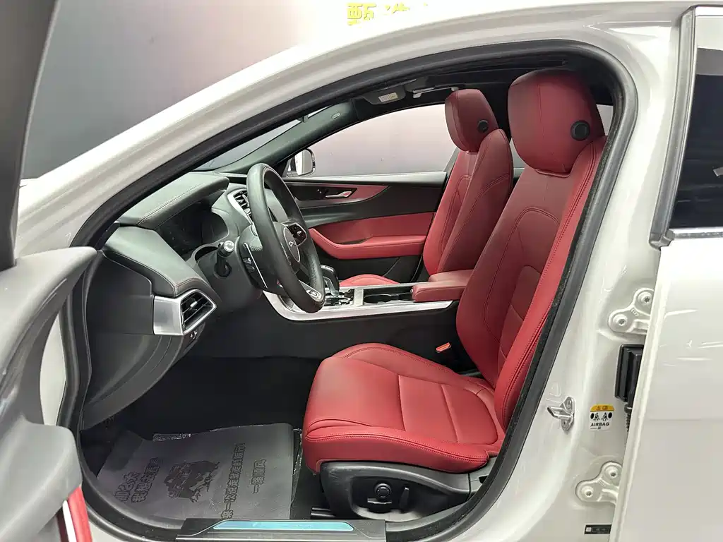 Jaguar XEL — миниатюра 7