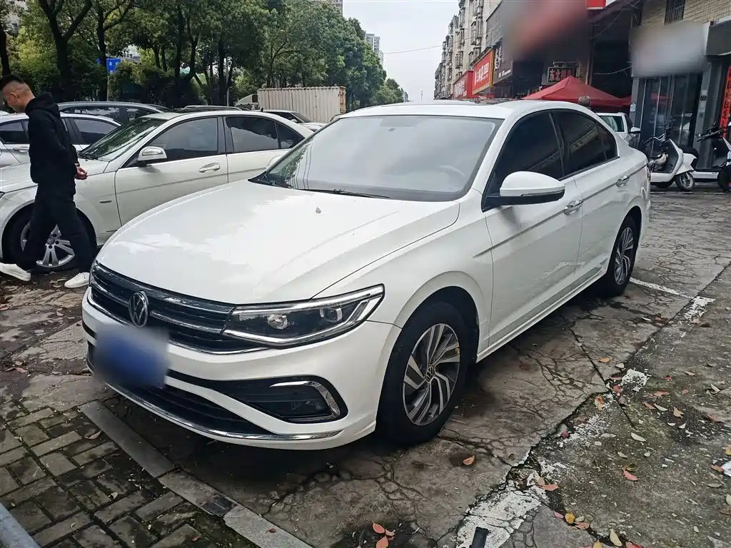 Volkswagen Bora 2023