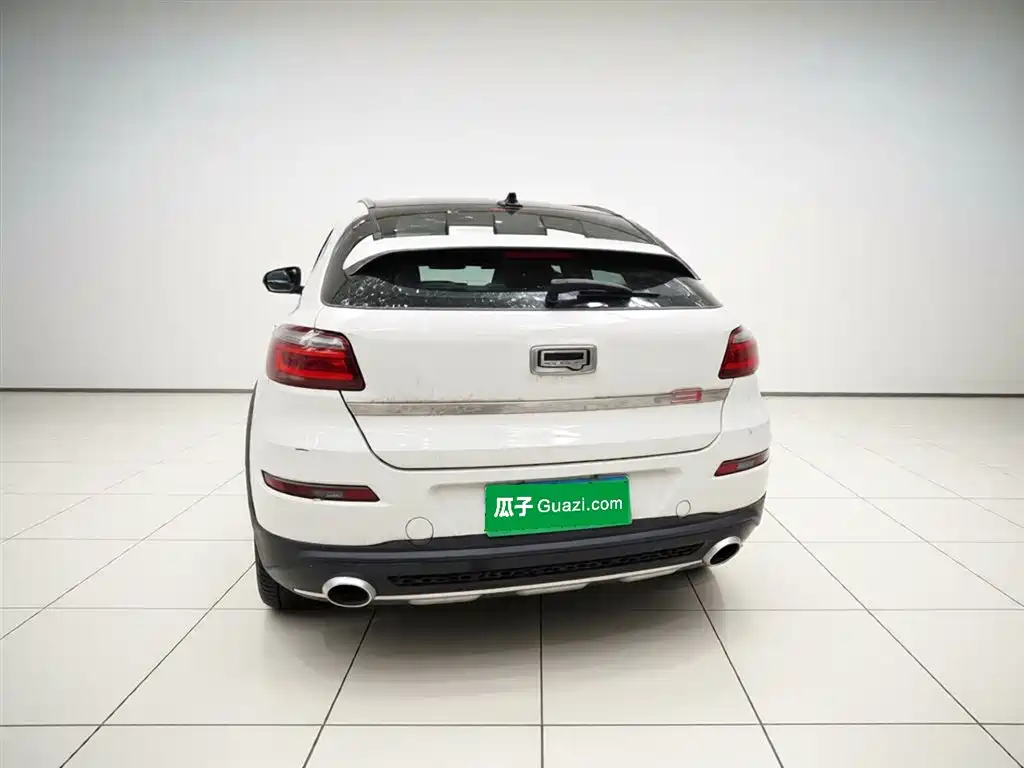 Qoros 3 2016 SUV 1.6T AT