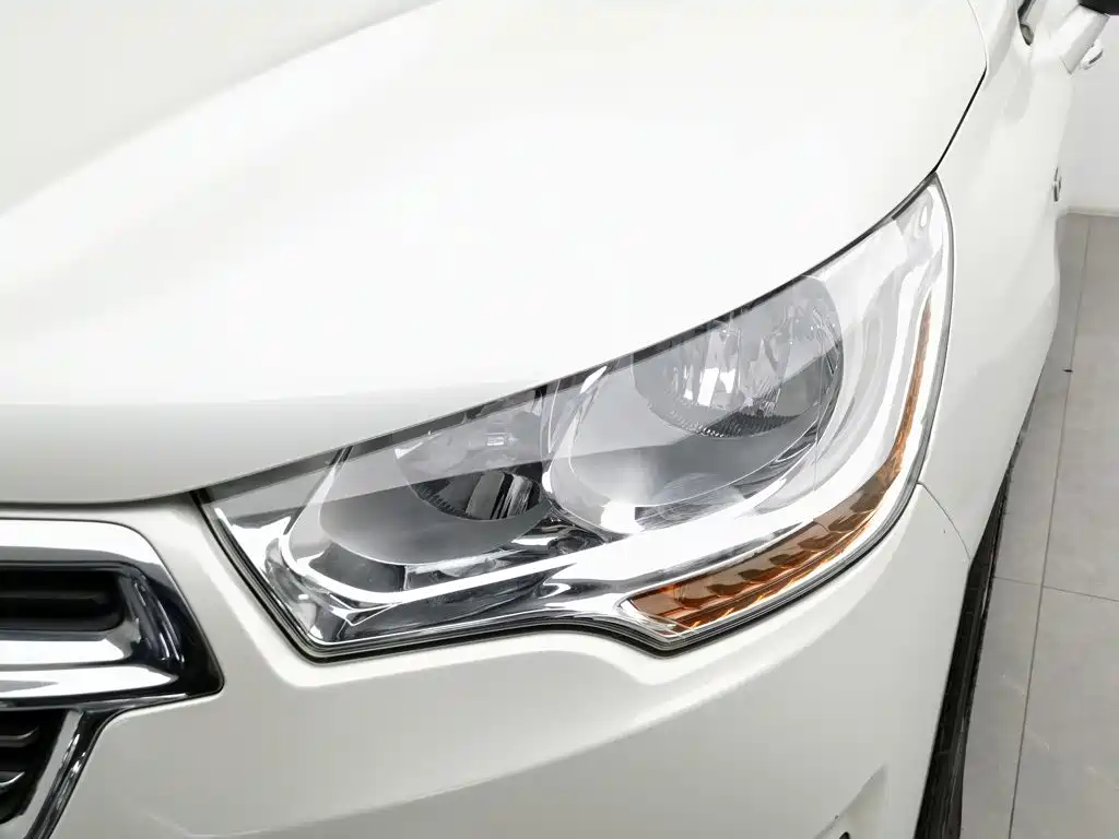 Citroen C4L — миниатюра 7