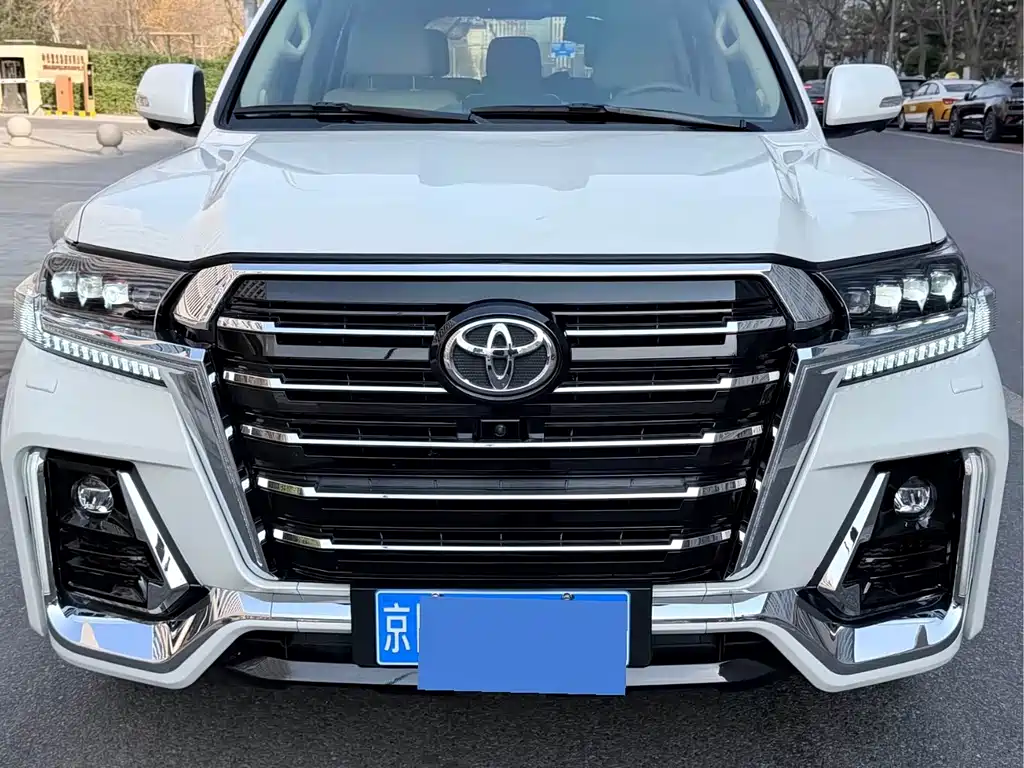 Toyota Land Cruiser 2016 4.0L AT VX