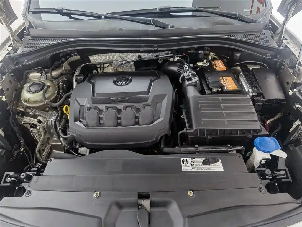 Skoda Kodiaq 2019 TSI330 5 мест Standard VI