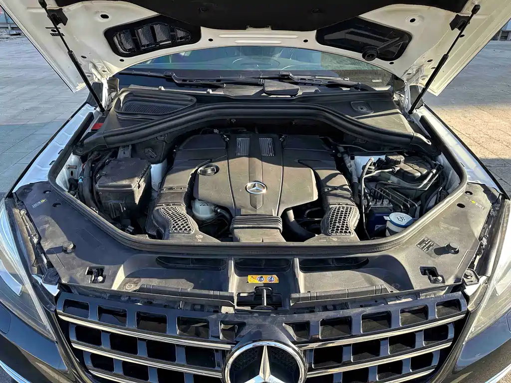 Mercedes-Benz M-Class — миниатюра 16
