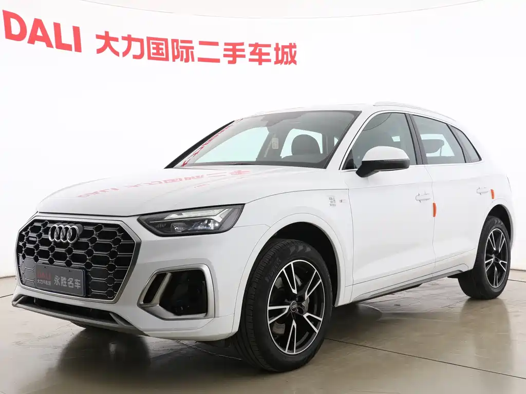 Audi Q5L 2025