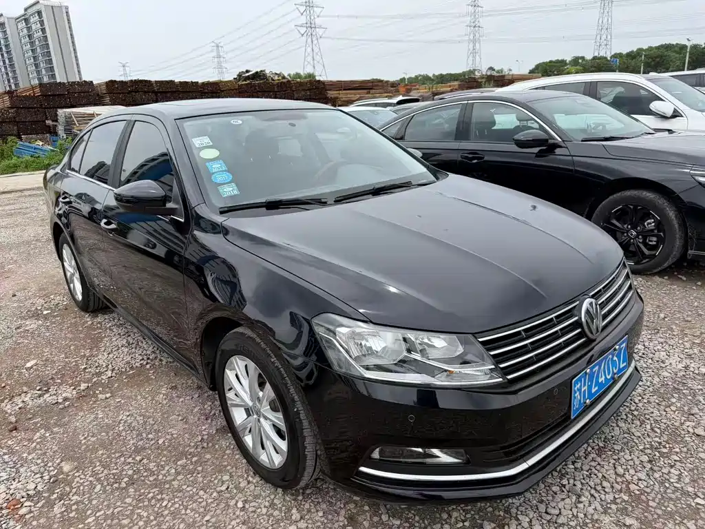 Volkswagen Lavida 2015 1.6L AT Comfort