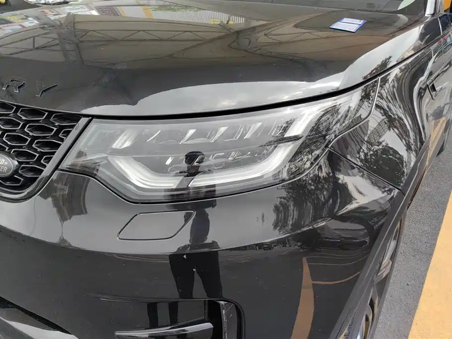 Land Rover Discovery 2020 2.0T 30
