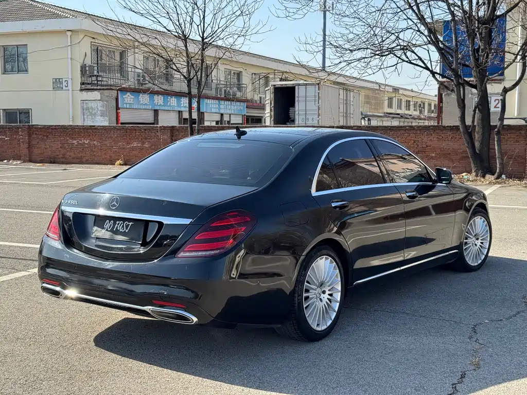 MERCEDES-BENZ S CLASS