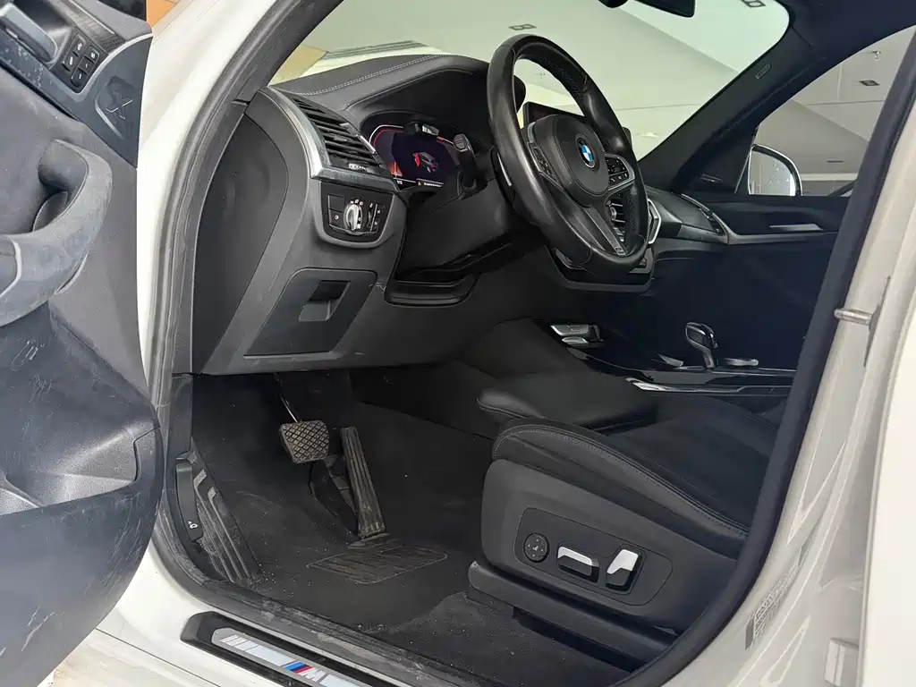 BMW X3 2022 xDrive30i Lead M