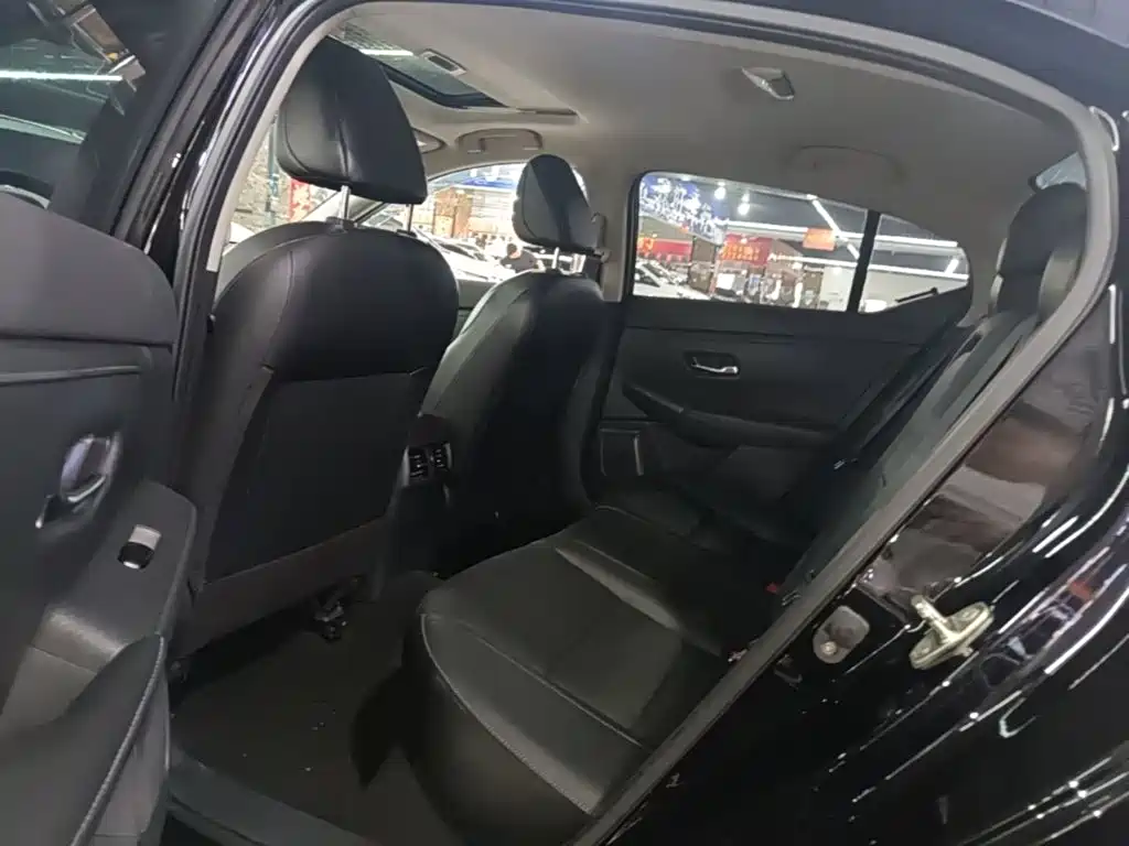 Nissan Sylphy — миниатюра 17