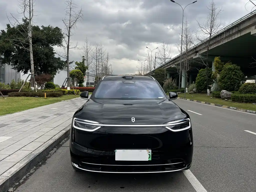 AITO ASK THE WORLD M7