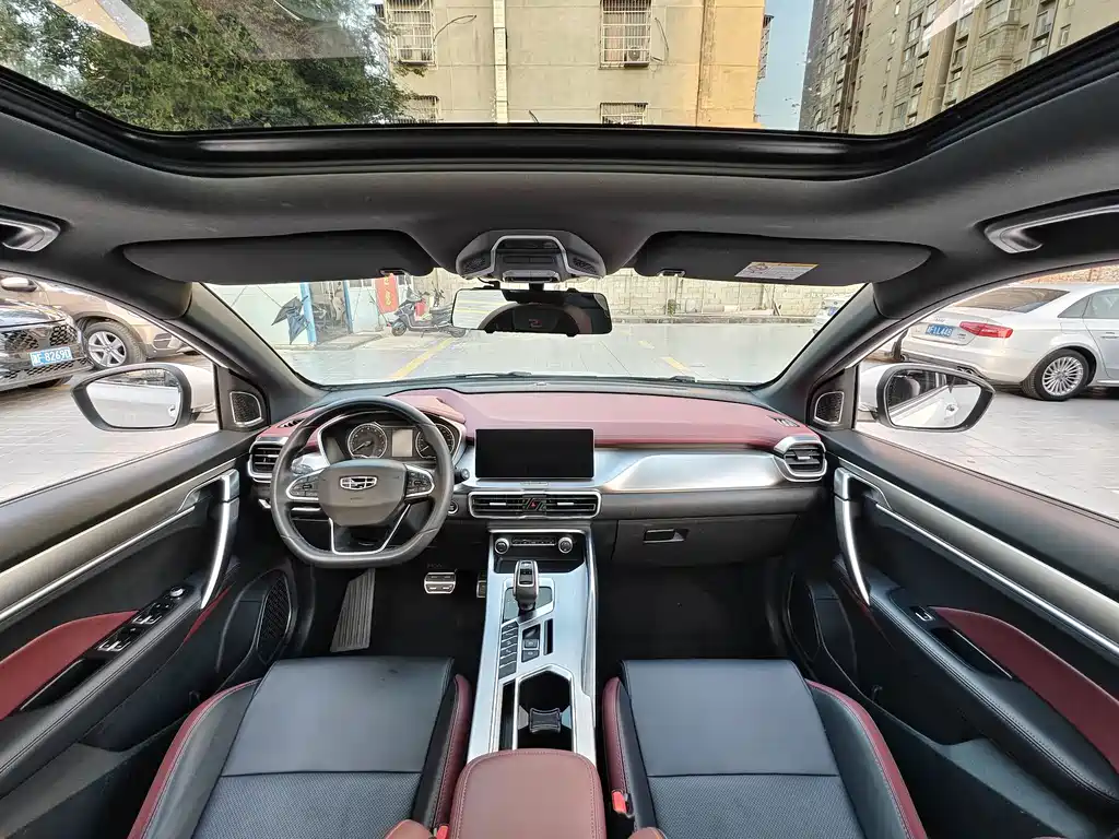 Geely Binyue — миниатюра 5