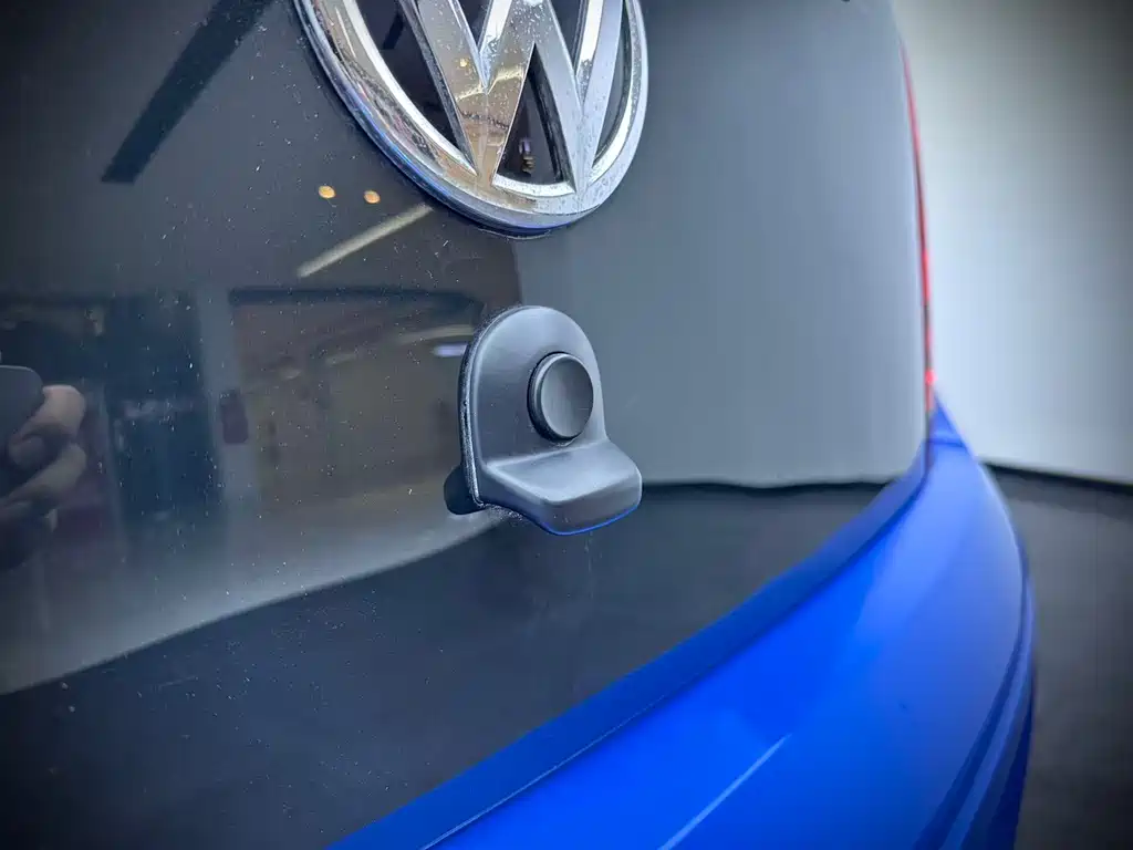 Volkswagen up! — миниатюра 21