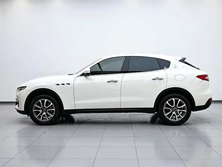 Maserati Levante 2019 3.0T Standard VI