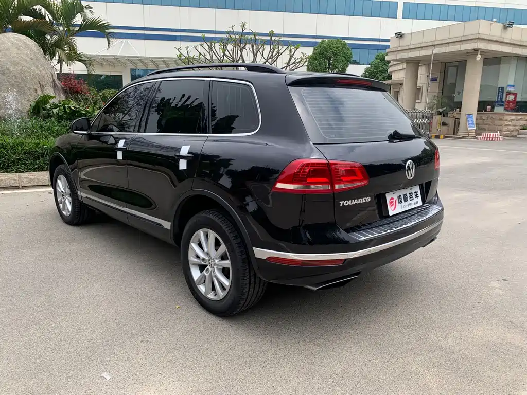 Volkswagen Touareg — миниатюра 5