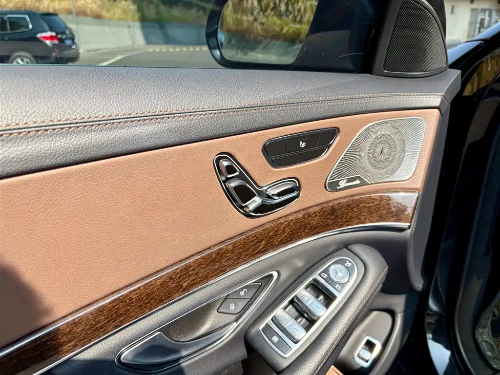 MERCEDES-BENZ S CLASS