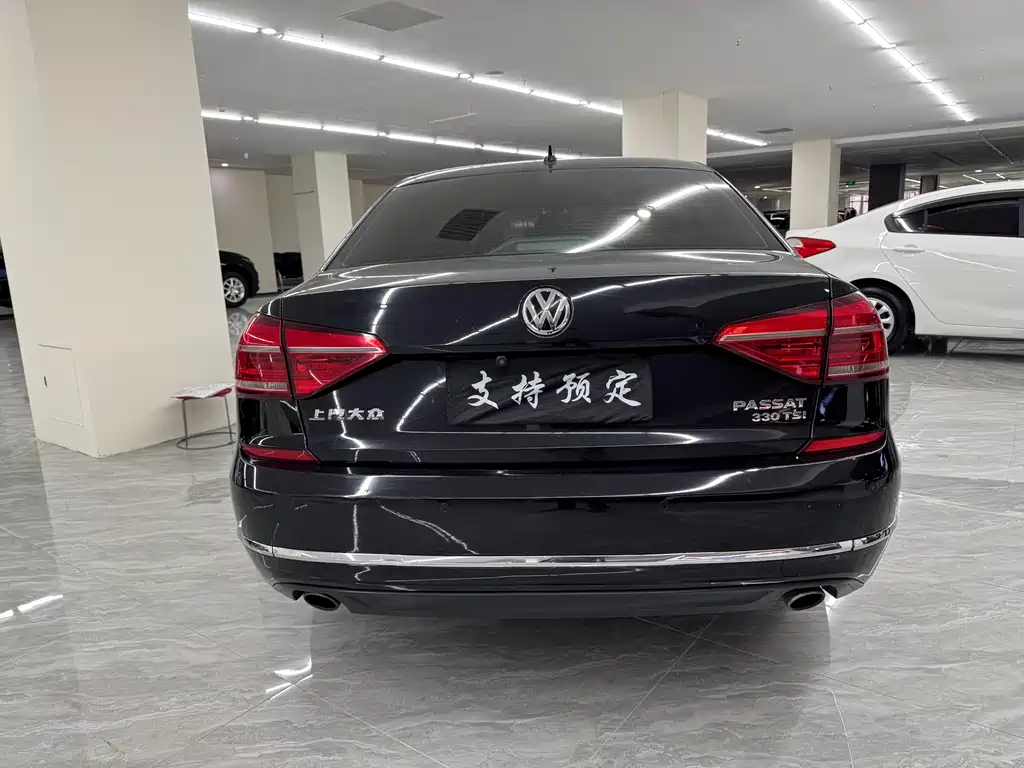 Volkswagen Passat 2017 330TSI DSG