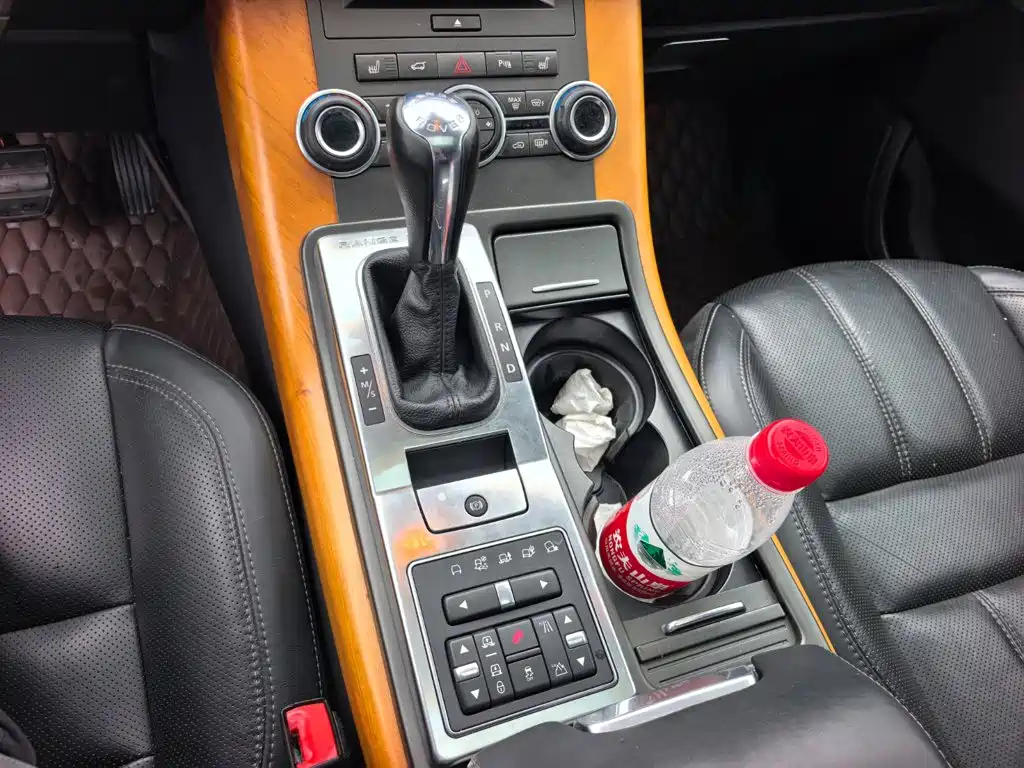 Land Rover Sport — миниатюра 16