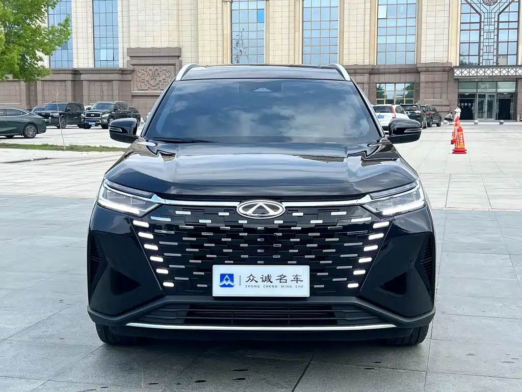 Chery 8 PLUS 2025 290TGDI DCT Luxury