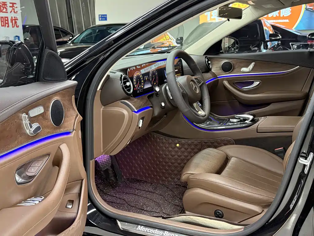 Mercedes-Benz E-Class — миниатюра 4