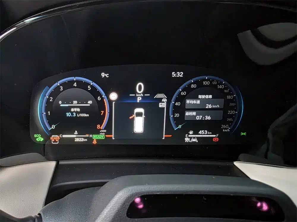 Lexus LM 2025 500h мест